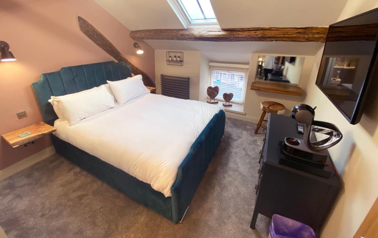 Bed and Breakfast The Hive At Poppi-Red Hawkshead Esterno foto