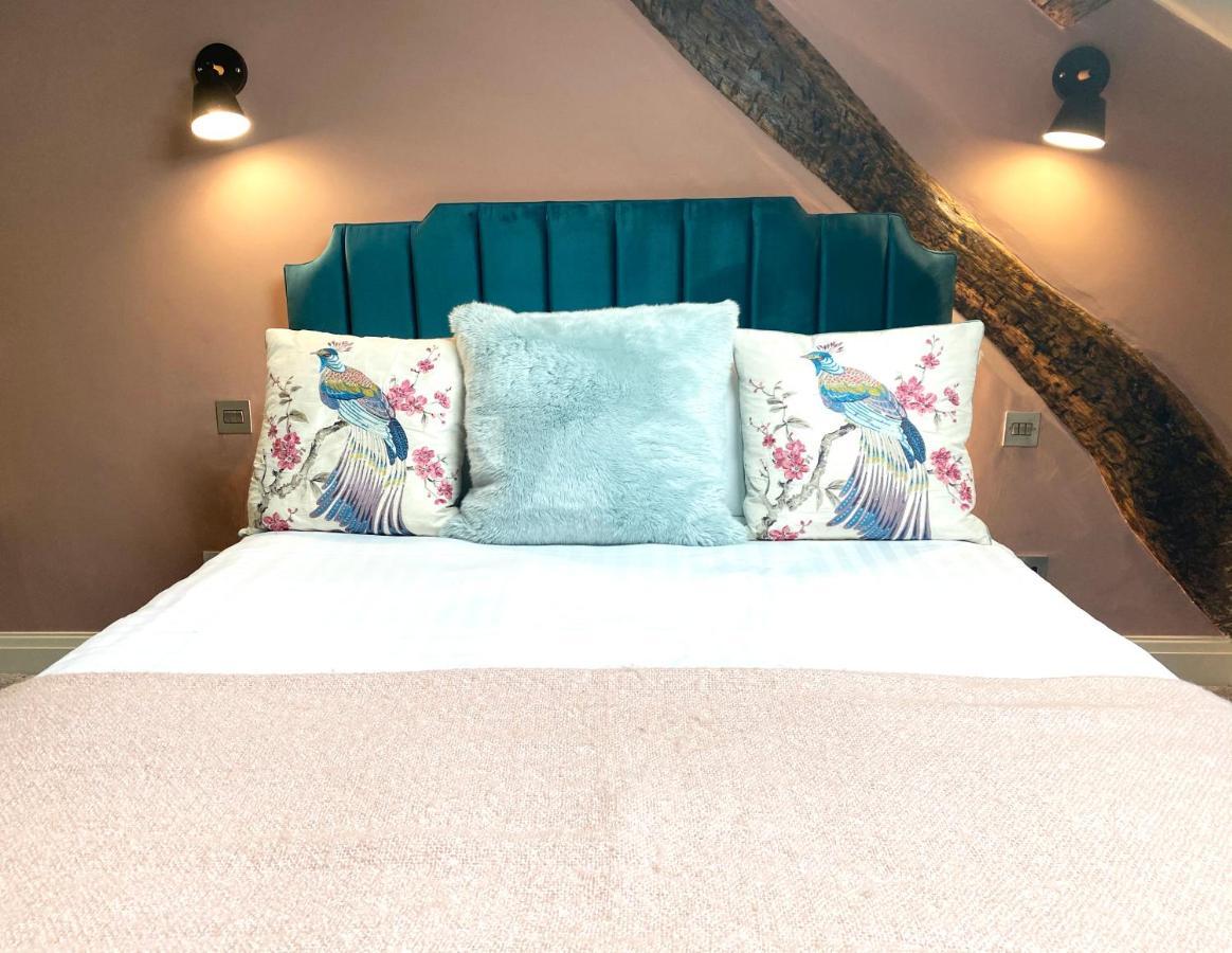 Bed and Breakfast The Hive At Poppi-Red Hawkshead Esterno foto