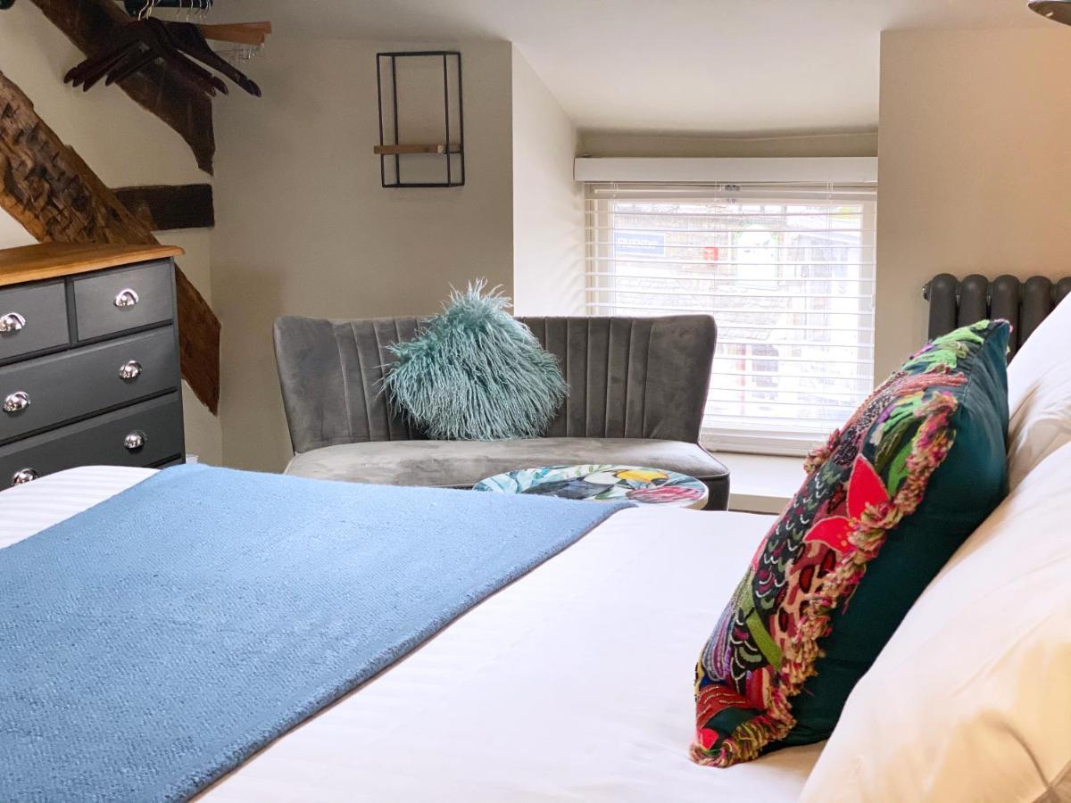 Bed and Breakfast The Hive At Poppi-Red Hawkshead Esterno foto