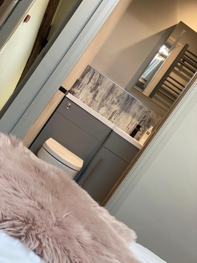 Bed and Breakfast The Hive At Poppi-Red Hawkshead Esterno foto