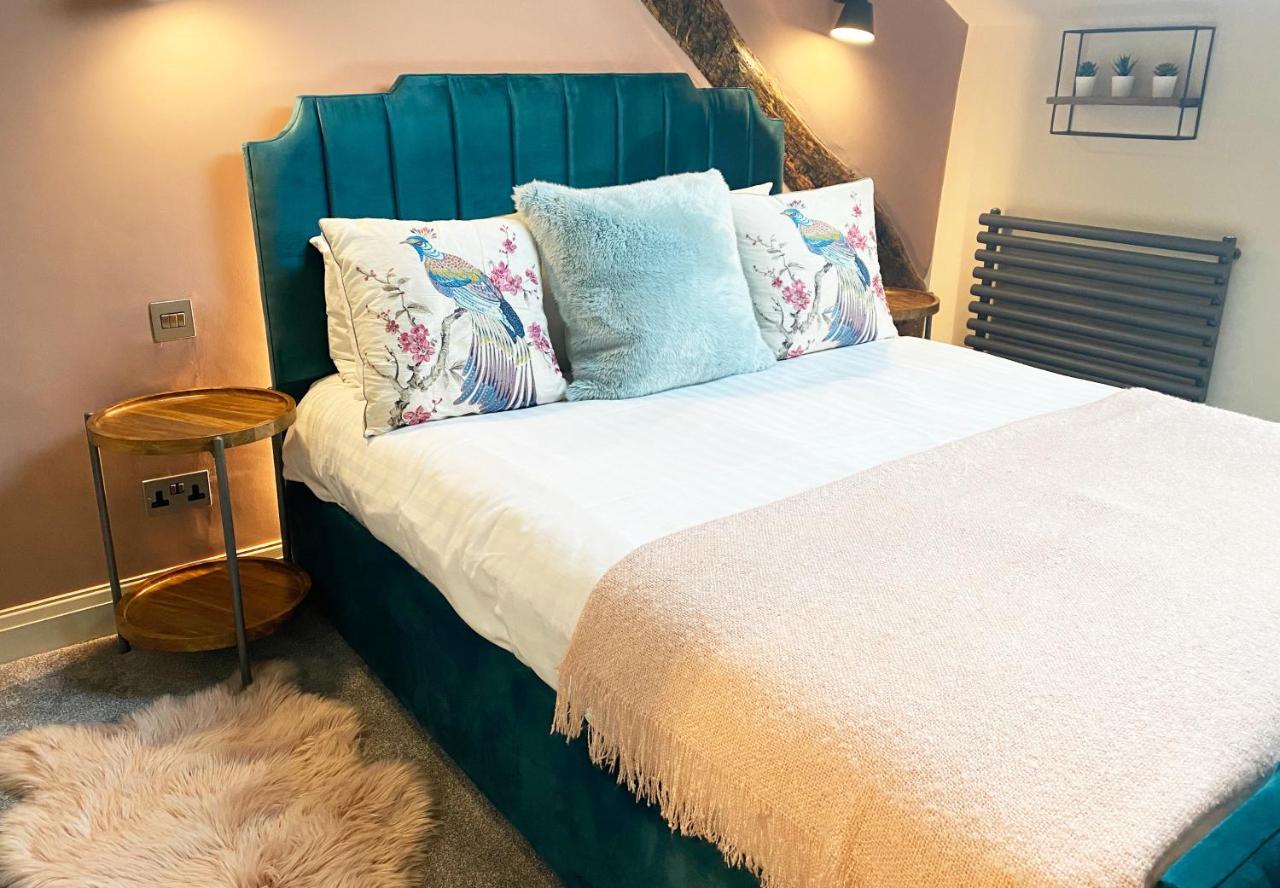 Bed and Breakfast The Hive At Poppi-Red Hawkshead Esterno foto